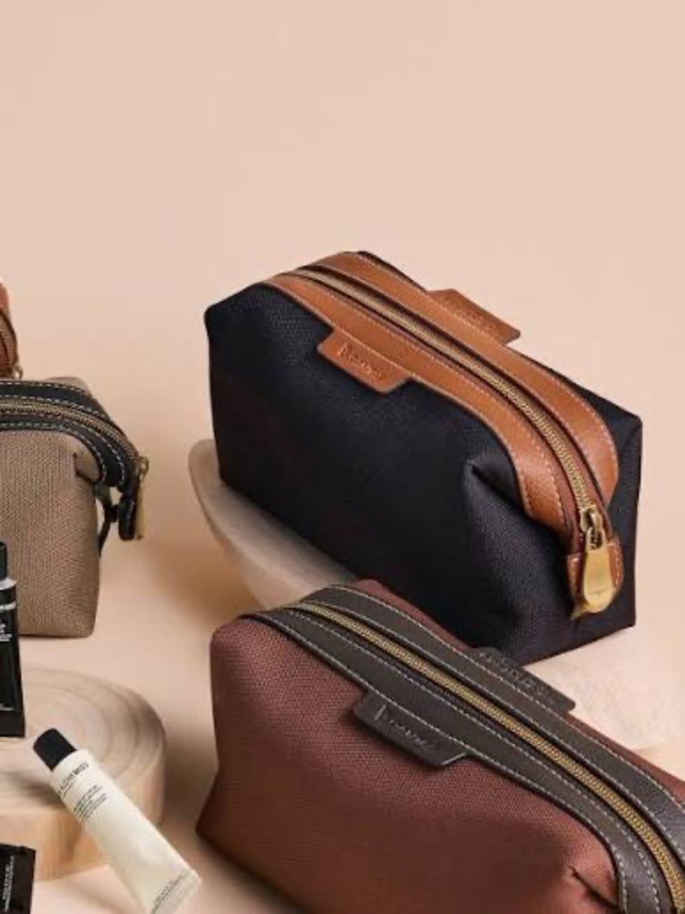 New Qantas and R.M.Williams Toiletry Amenity Kit Bag